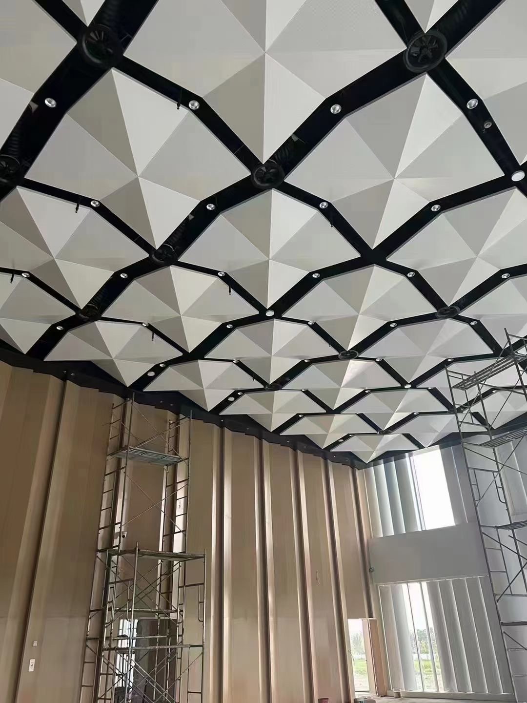 modern aluminum ceiling panels
